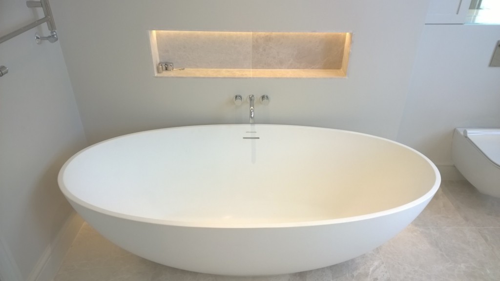 Ashton Bentley free standing bath